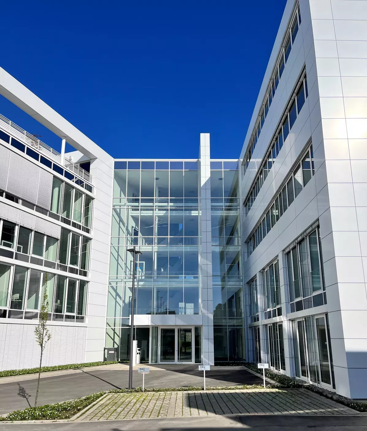 Hecker Gebäudereinigungs GmbH & Co. KG, Paderborn