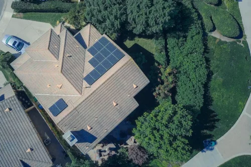 Solaranlage-auf-Dach